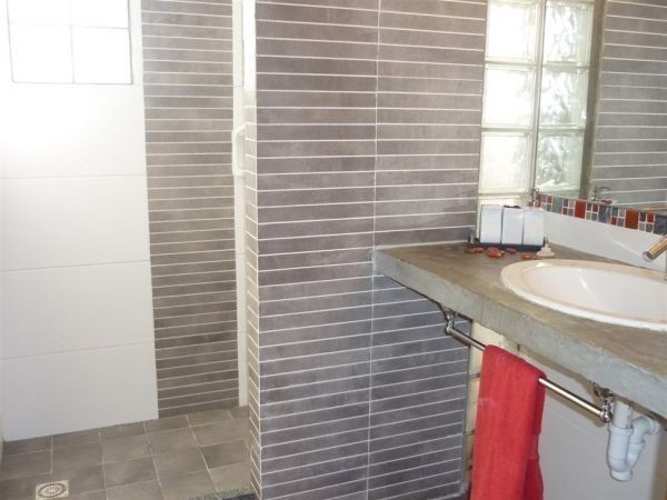 Casa en alquiler a dos cuadras del mar en Montoya, La Barra.