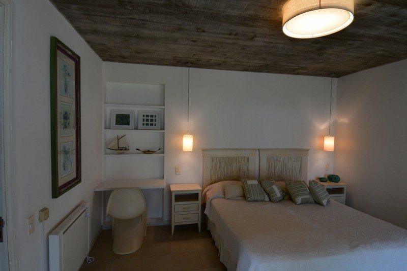 Increíble casa en alquiler y venta en Laguna blanca, La Barra con vista al mar.