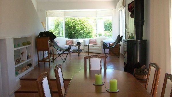 Casa esquina en alquiler en la Barra de la ruta al mar