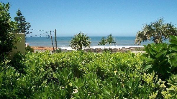 Casa esquina en alquiler en la Barra de la ruta al mar