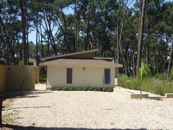 Encantadora casa en alquiler en el bosque de Montoya, La Barra.