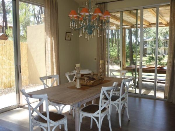 Encantadora casa en alquiler en el bosque de Montoya, La Barra.