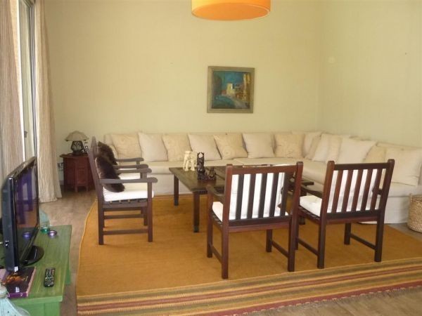 Encantadora casa en alquiler en el bosque de Montoya, La Barra.