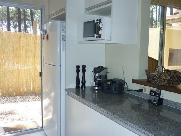 Encantadora casa en alquiler en el bosque de Montoya, La Barra.