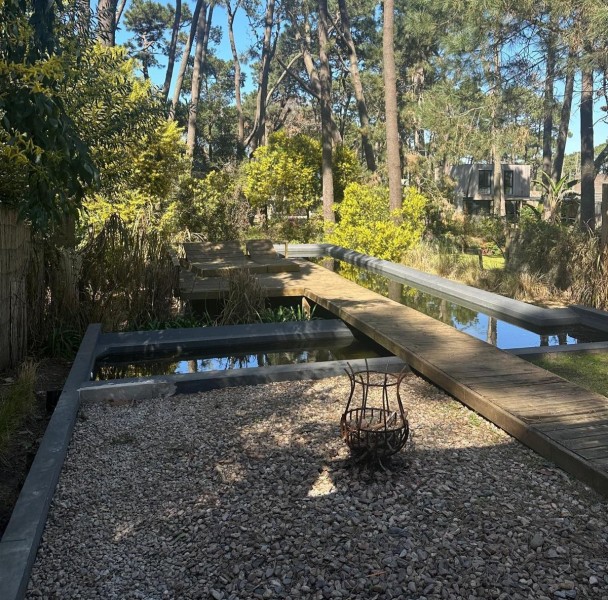 Casa en alquiler en el bosque de Montoya con pileta