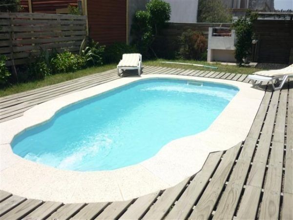 Espectacular casa en alquiler con pileta en Manantiales.