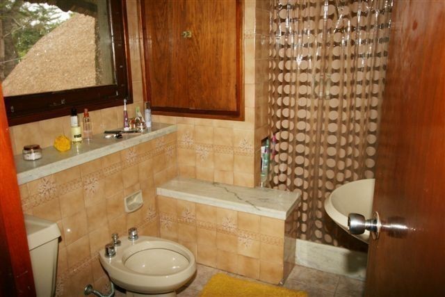 Cabaña bien ubicada en alquiler sobre La Barra.