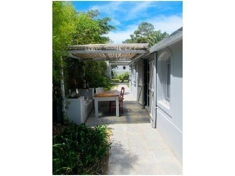 Casa en alquiler muy bien puesta con pileta en El Tesoro, La Barra