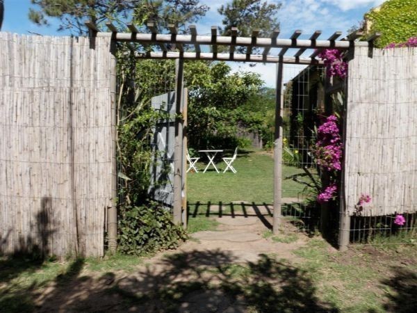 Encantadora casa en alquiler sobre La Barra.