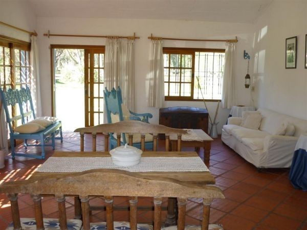 Cómodo chalet en alquiler en El Tesoro, La Barra cerquita de todo.