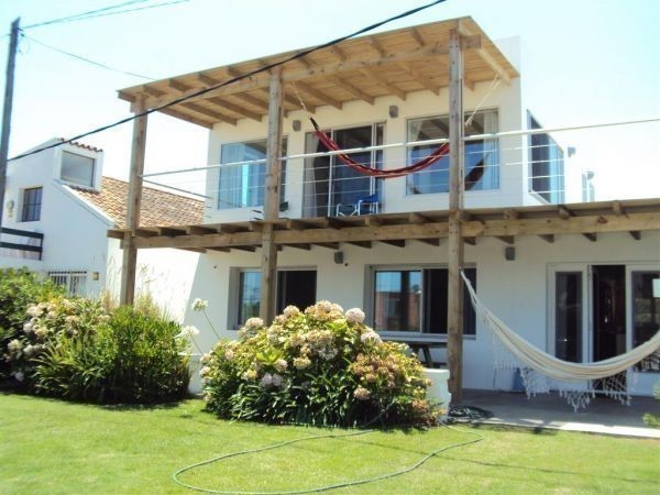 Casa en alquiler de la Ruta al mar, La Barra a pasitos de todo , ideal para pasar unas vacaciones a pleno relax Esteño .
