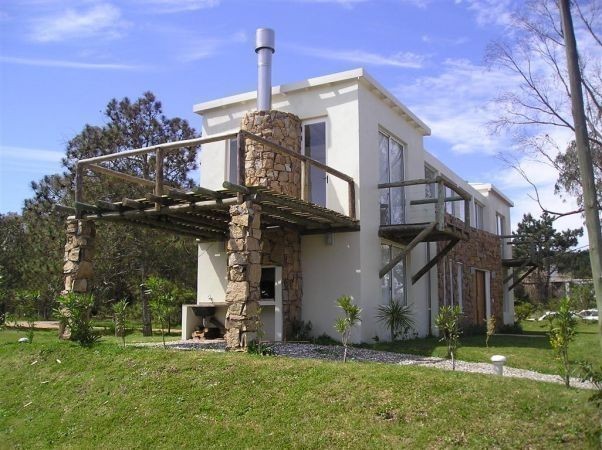 Casa en alquiler y venta sobre La Barra.