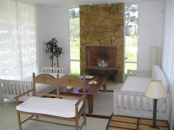 Casa en alquiler y venta sobre La Barra.
