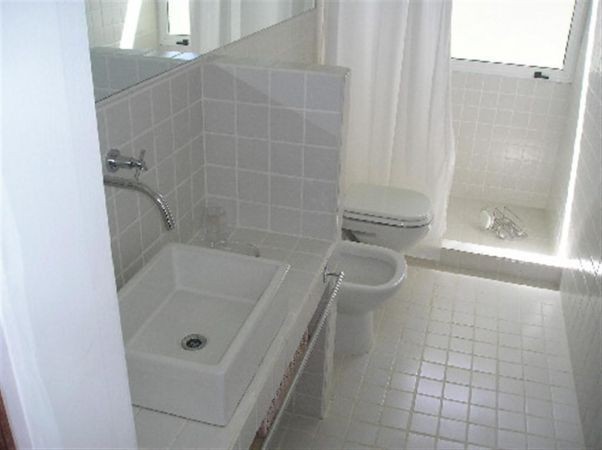 Casa en alquiler y venta sobre La Barra.