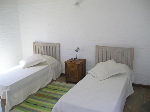 Casa en alquiler y venta sobre La Barra.