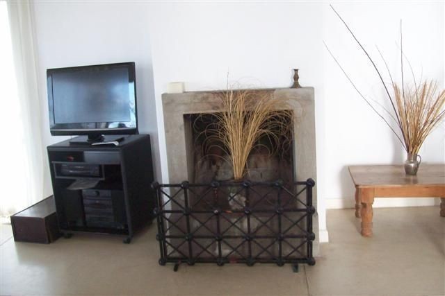 Departamento en alquiler y venta sobre La Barra a pasitos del mar, ambientes luminosos y frescos.