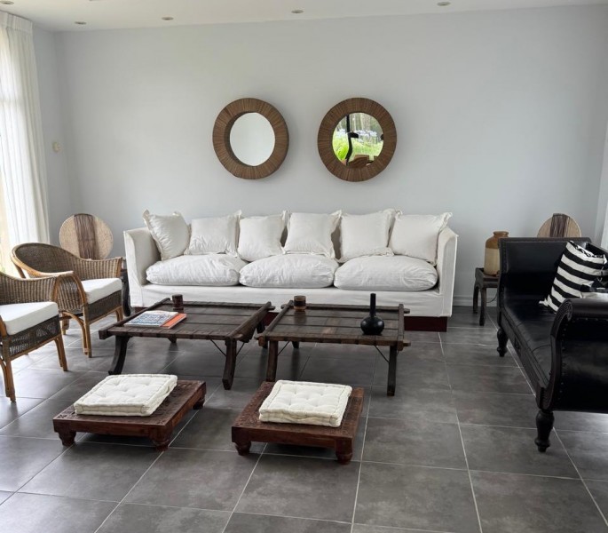 Casa en alquiler sobre Laguna Blanca, La Barra.