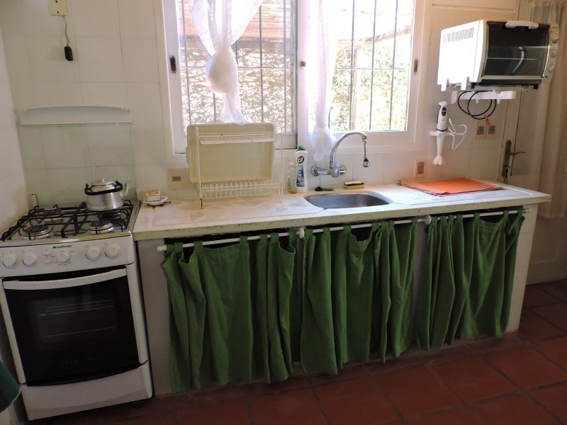 Casa en alquiler ubicada a pasos del agua, La Barra
