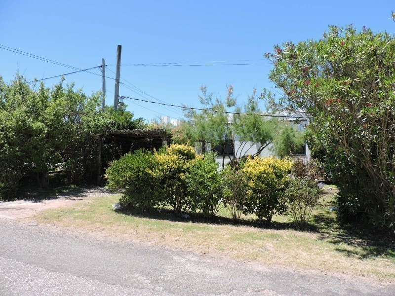 Casa en alquiler ubicada a pasos del agua, La Barra