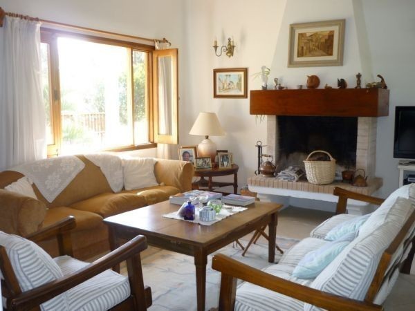 Cómoda casa en alquiler a pasos de la Iglesia de La Barra.