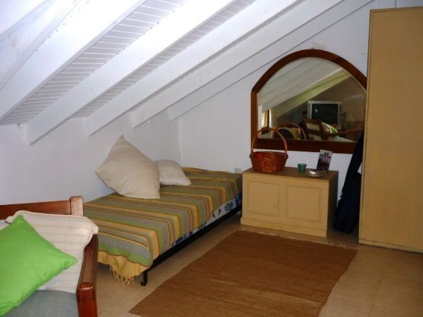 Cómoda casa en alquiler a pasos de la Iglesia de La Barra.