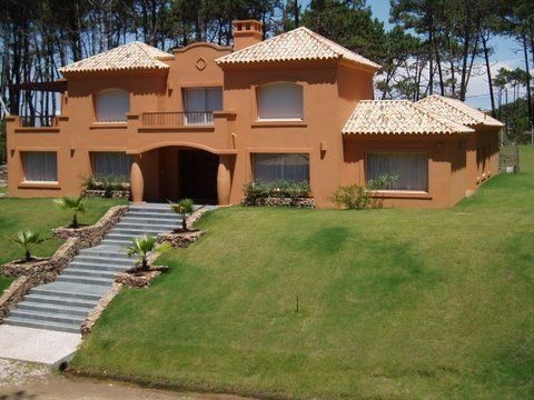 Espectacular casa en alquiler y venta en Laguna Blanca, La Barra