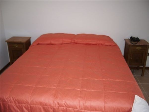 Casa en alquiler muy cómoda y muy agradable para veranear en el corazón de Montoya, La Barra.