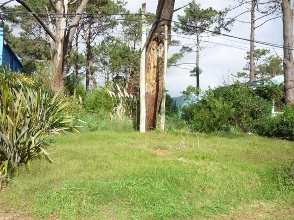 Lote en venta de 600 m2 en Montoya, La Barra.
