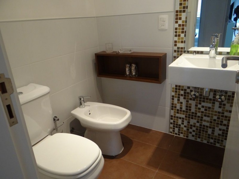 Muy lindo depto de 2 dorm y 1/2 en torre con todos los servicios en Aidy Grill