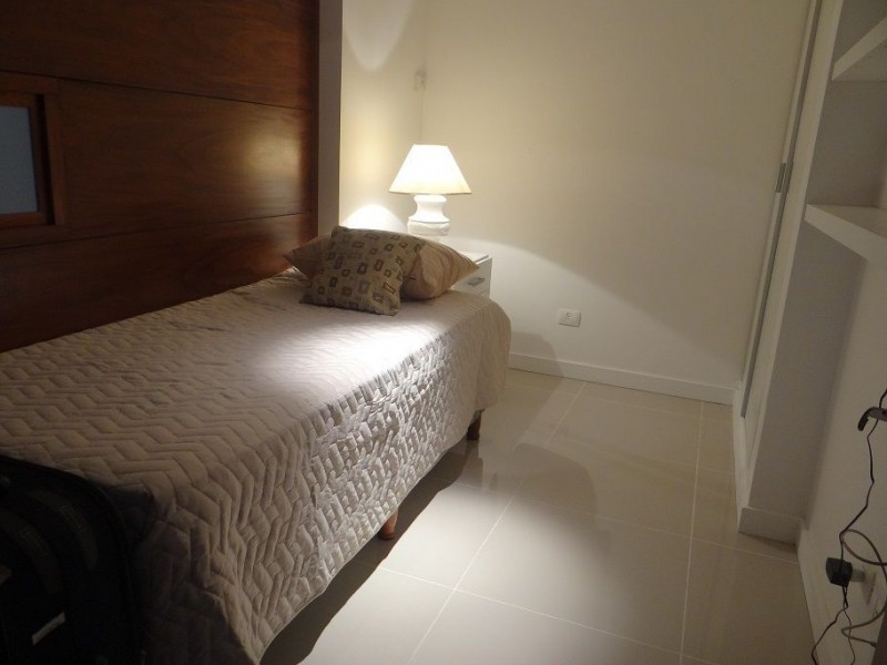 Muy lindo depto de 2 dorm y 1/2 en torre con todos los servicios en Aidy Grill