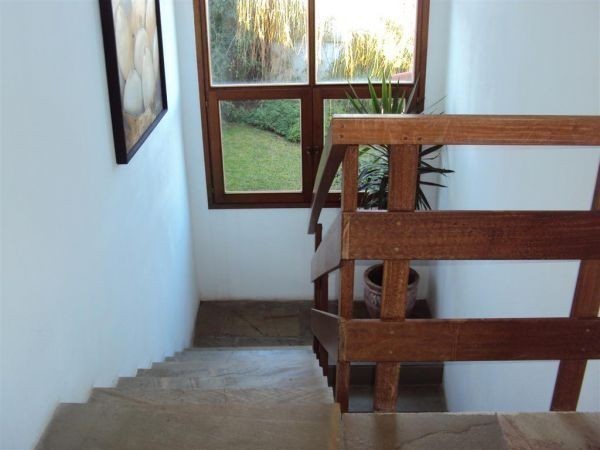 Casa en alquiler en plena Barra, pileta, vista y capacidad para 15 personas.