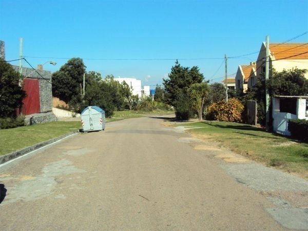 Casa en alquiler en plena Barra, pileta, vista y capacidad para 15 personas.