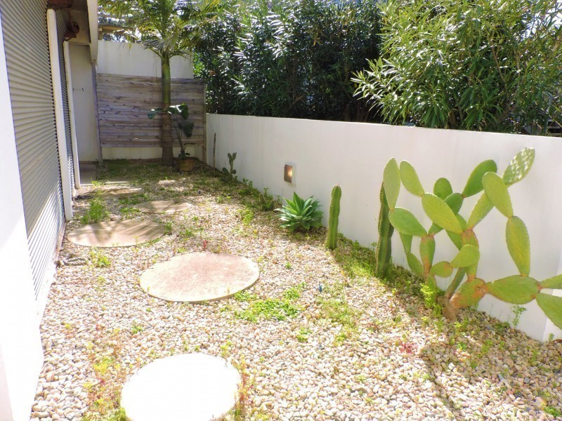 Moderna casa en alquiler en Montoya a pasos del mar