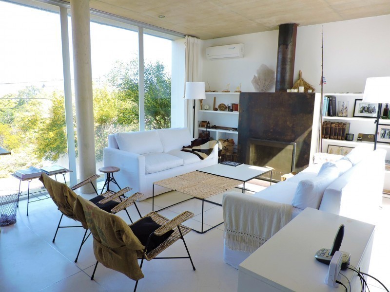 Moderna casa en alquiler en Montoya a pasos del mar