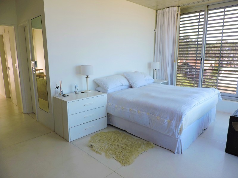 Moderna casa en alquiler en Montoya a pasos del mar