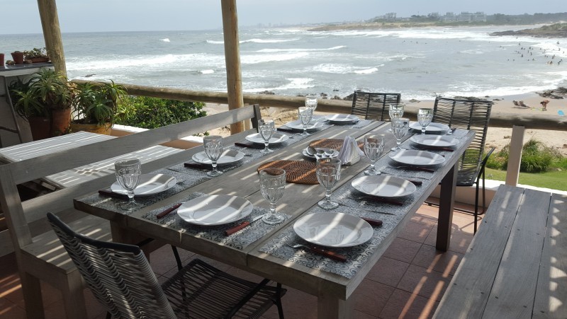 Importante departamento en alquiler sobre la playa en La Posta del Cangrejo, La Barra.