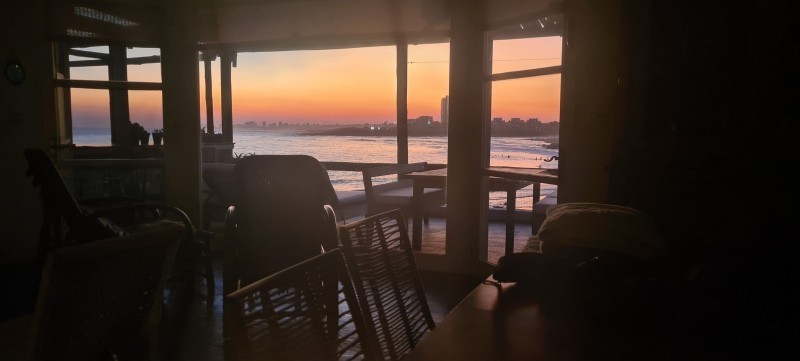 Importante departamento en alquiler sobre la playa en La Posta del Cangrejo, La Barra.