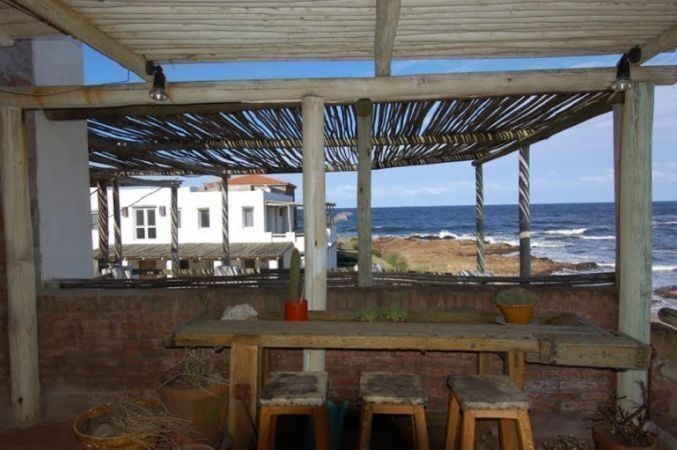 Importante departamento en alquiler sobre la playa en La Posta del Cangrejo, La Barra.