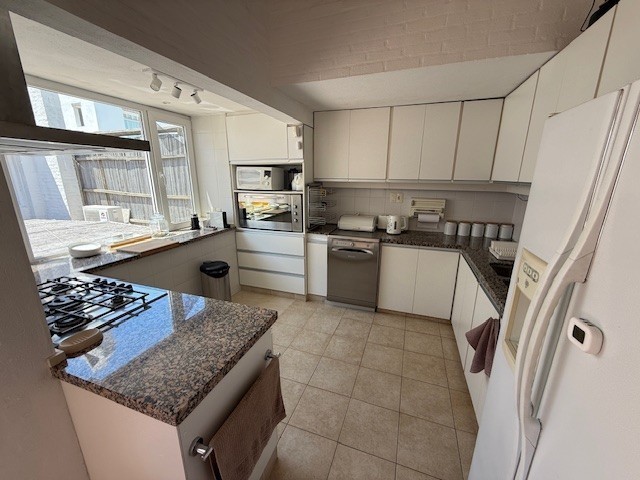 Importante departamento en alquiler sobre la playa en La Posta del Cangrejo, La Barra.