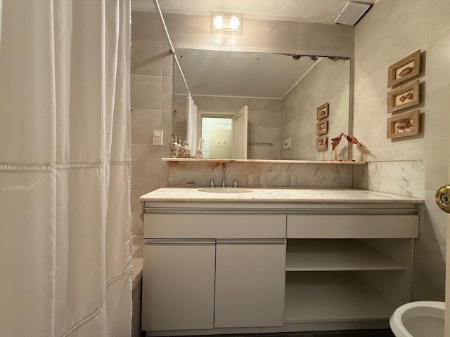 Importante departamento en alquiler sobre la playa en La Posta del Cangrejo, La Barra.