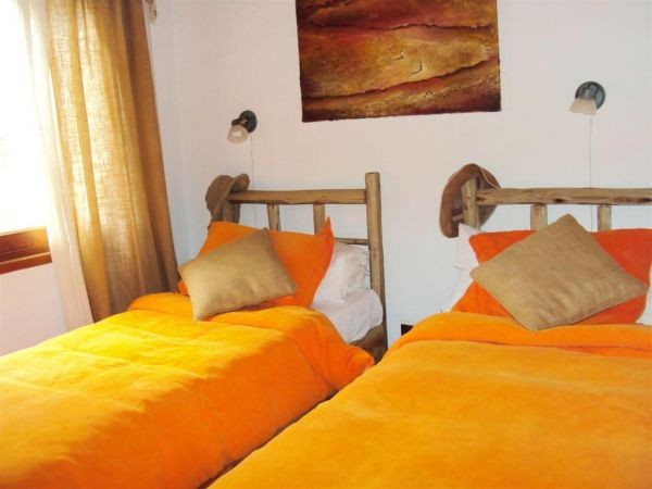 Espectacular casa en alquiler en la mejor zona de Montoya, La Barra muy cerquita del mar.