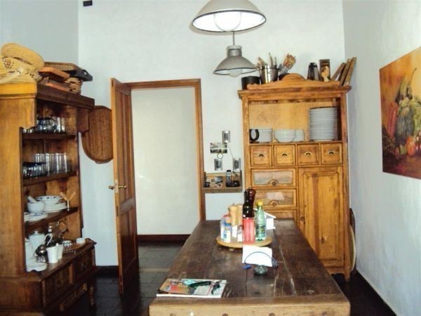 Espectacular casa en alquiler en la mejor zona de Montoya, La Barra muy cerquita del mar.