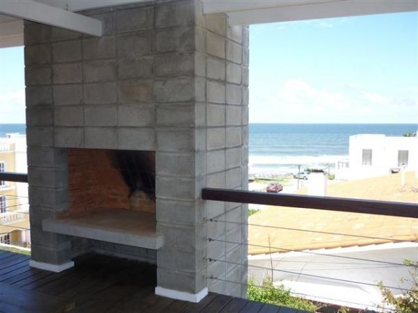 Casa en alquiler en la zona más top de La Barra.