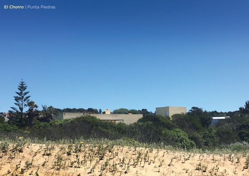 Casa en alquiler ideal frente al mar en Punta Piedras, La Barra.