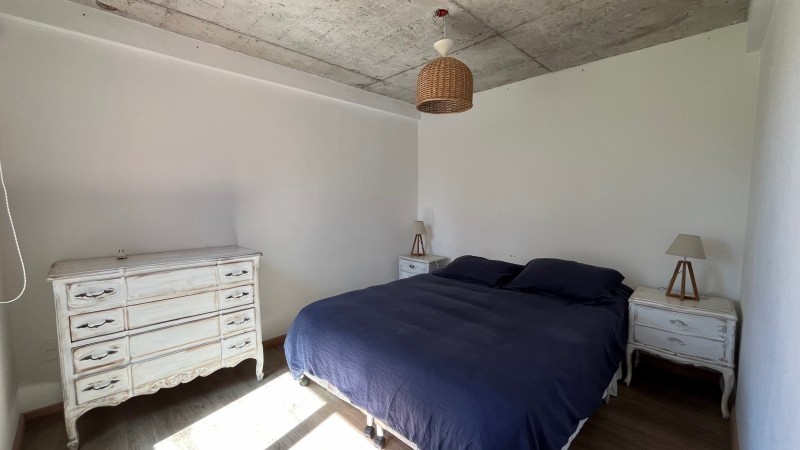 Encantadora casa en alquiler rodeada de verde, La Barra.