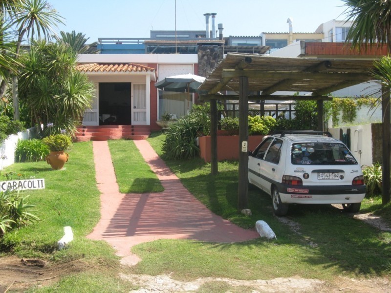 Casa en alquiler, ubicación ideal casi sobre el agua en La Posta del Cangrejo, La Barra.
