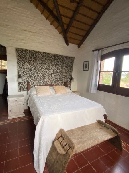 Casa en alquiler en Montoya. 