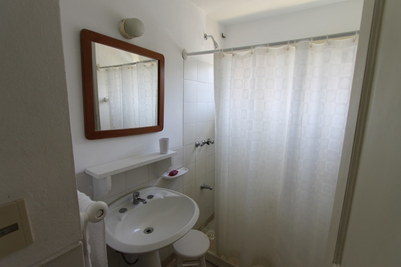 Cómoda casa en alquiler a pasitos del agua en La Barra.