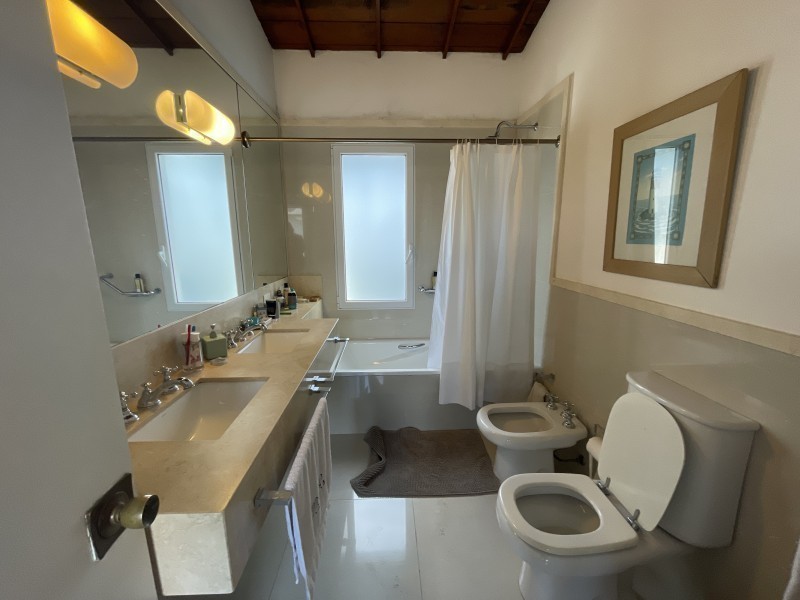 Casa en alquiler en primera línea sobre las dunas de La Desembocadura, La Barra..