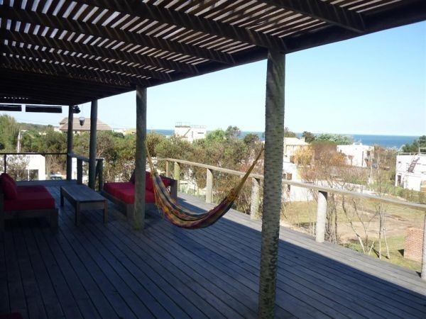 Casa en alquiler con vista al mar en El Chorro.